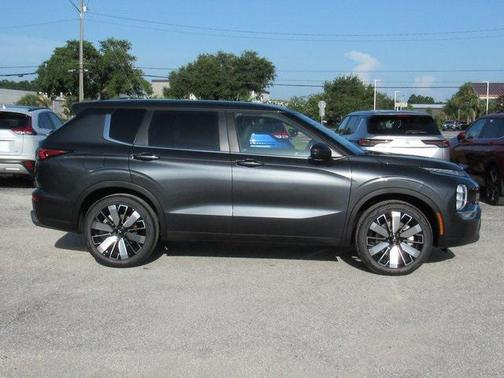 2025 Mitsubishi Outlander SE 2.5 2WD