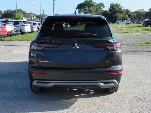 2025 Mitsubishi Outlander SE 2.5 2WD