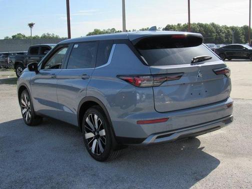 2025 Mitsubishi Outlander SE 2.5 2WD