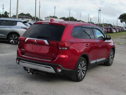 2020 Mitsubishi Outlander SE