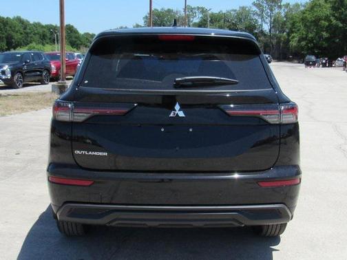 2025 Mitsubishi Outlander ES 2.5 2WD