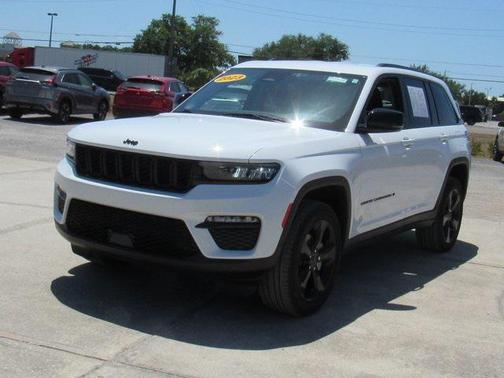 2023 Jeep Grand Cherokee Limited X