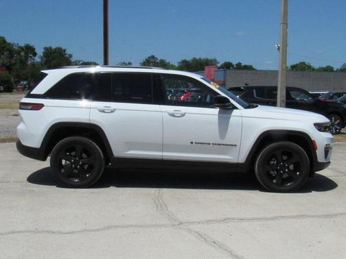 2023 Jeep Grand Cherokee Limited X
