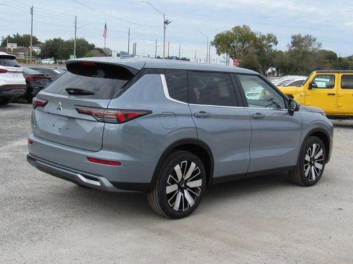 2026 Mitsubishi Outlander SE 1.5T 2WD