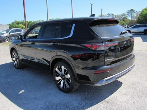 2025 Mitsubishi Outlander SE 2.5 2WD