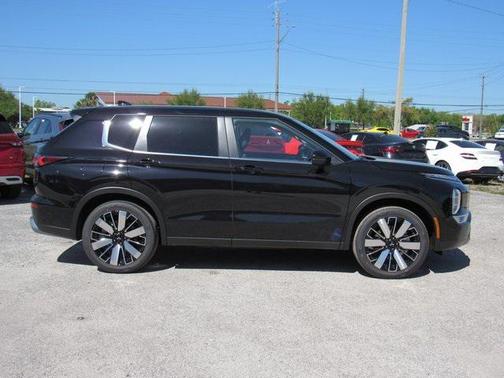 2025 Mitsubishi Outlander SE 2.5 2WD