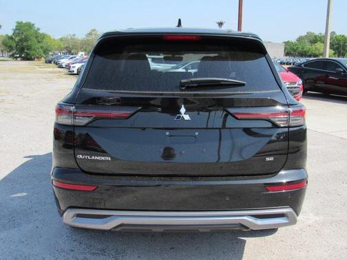 2025 Mitsubishi Outlander SE 2.5 2WD