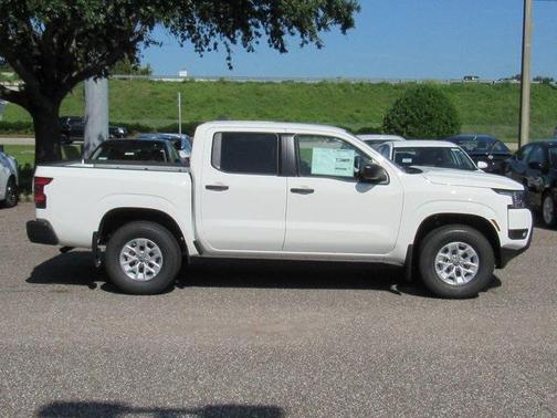 2025 Nissan Frontier S