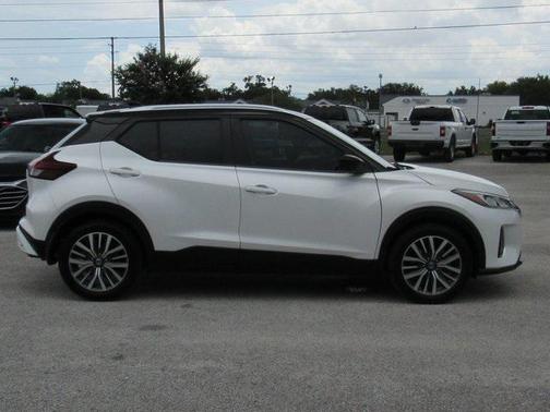 2021 Nissan Kicks SV
