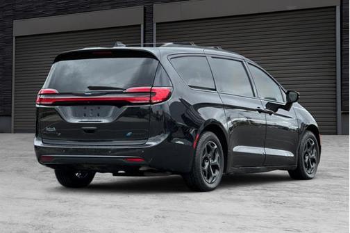 2021 Chrysler Pacifica Hybrid Limited