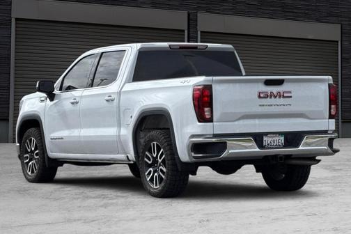 2025 GMC Sierra 1500 SLE