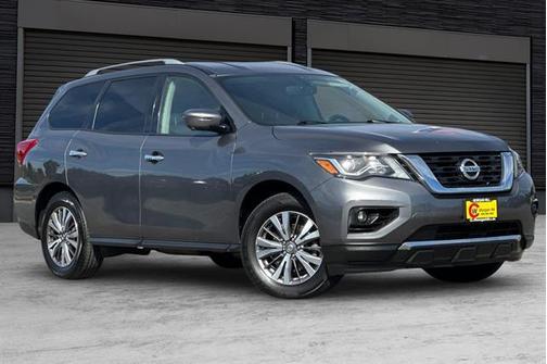2019 Nissan Pathfinder SL