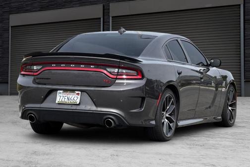 Granite Crystal Clearcoat Metallic 2017 Dodge Charger R/T 392