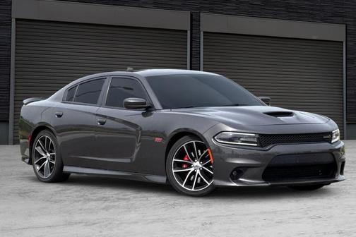 Granite Crystal Clearcoat Metallic 2017 Dodge Charger R/T 392