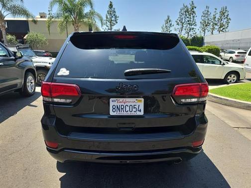 2019 Jeep Grand Cherokee Laredo