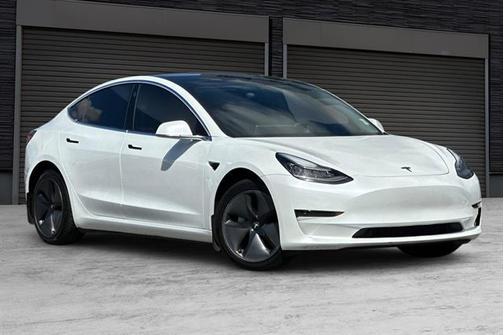 2020 Tesla Model 3 Standard Range Plus