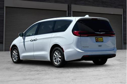 2022 Chrysler Pacifica Touring-L