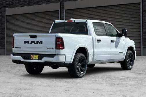 Bright White Clearcoat 2026 RAM 1500 Big Horn/Lone Star