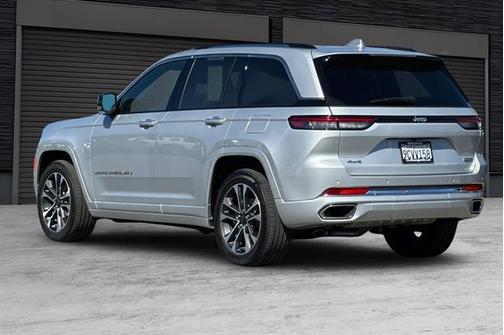 2022 Jeep Grand Cherokee Overland