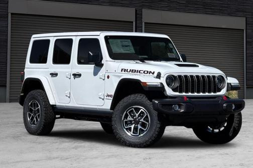 Bright White Clearcoat 2026 Jeep Wrangler Rubicon