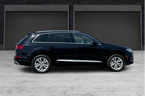 2017 Audi Q7 3.0T Premium Plus