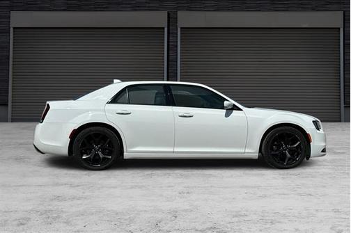 2023 Chrysler 300 S
