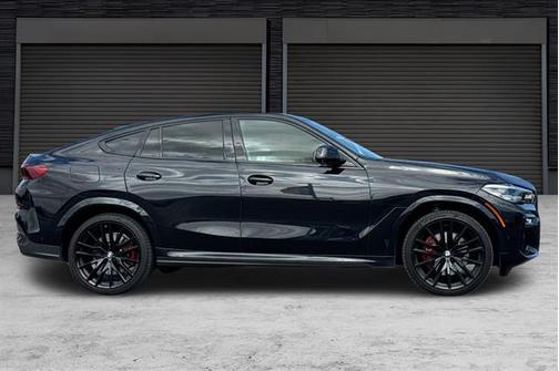 2021 BMW X6 xDrive40i