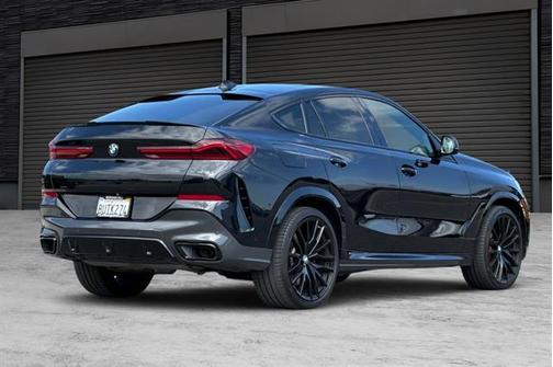 2021 BMW X6 xDrive40i