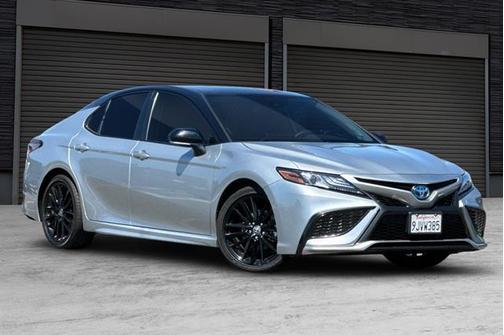 2024 Toyota Camry Hybrid XSE
