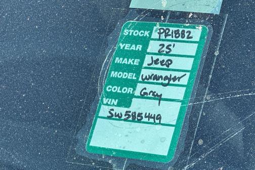 Granite Crystal Clearcoat Metallic 2025 Jeep Wrangler 4xe Sahara