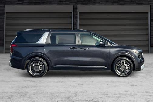 2025 Kia Carnival Hybrid EX