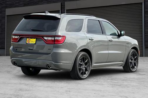 Destroyer Gray Clearcoat 2026 Dodge Durango GT Premium HEMI V8
