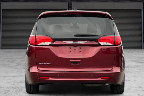 2018 Chrysler Pacifica L