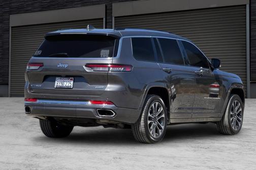 Metallic 2021 Jeep Grand Cherokee L Overland