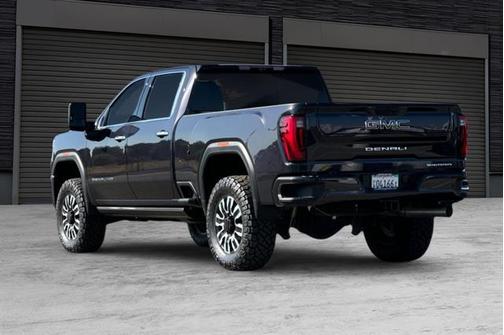 2024 GMC Sierra 2500 Denali Ultimate