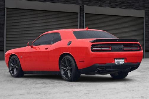Go Mango! 2019 Dodge Challenger R/T Scat Pack