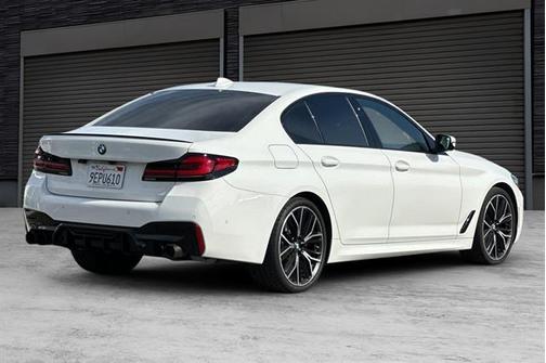 2023 BMW 540 i