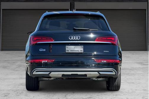 2023 Audi Q5 40 Premium