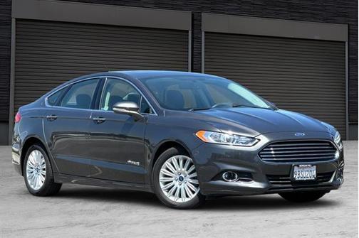 2016 Ford Fusion Hybrid SE