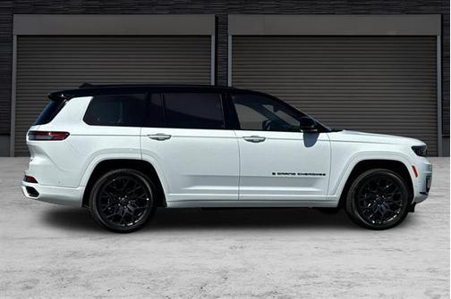 2025 Jeep Grand Cherokee L Summit