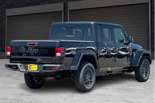 2024 Jeep Gladiator Sport