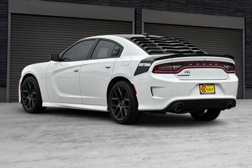 2017 Dodge Charger R/T