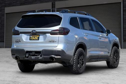 Ice Silver Metallic 2019 Subaru Ascent Premium 7-Passenger