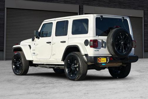 2024 Jeep Wrangler 4xe Sahara