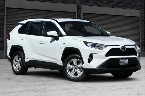 2021 Toyota RAV4 Hybrid XLE