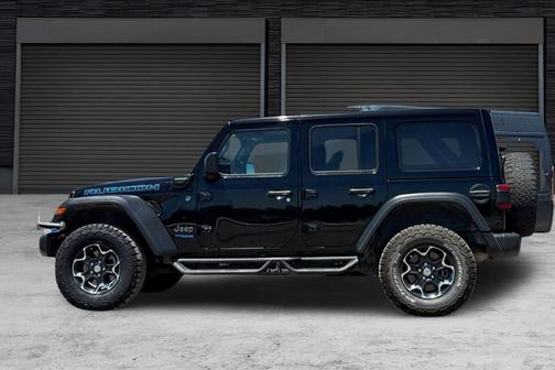 Black Clearcoat 2022 Jeep Wrangler Unlimited 4xe Rubicon