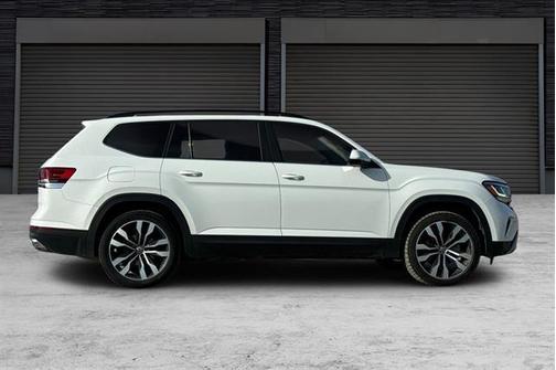 2022 Volkswagen Atlas 3.6L SE w/Technology