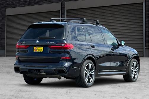 2021 BMW X7 M50i