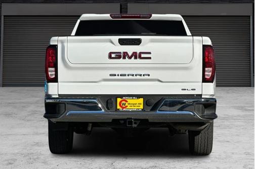 2024 GMC Sierra 1500 SLE