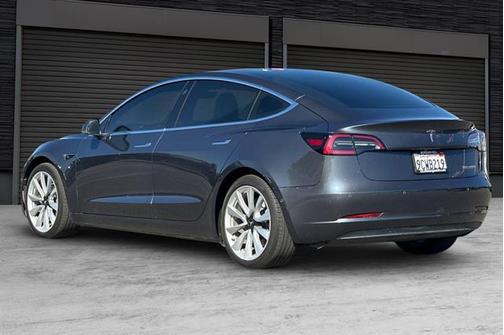 2019 Tesla Model 3 Performance